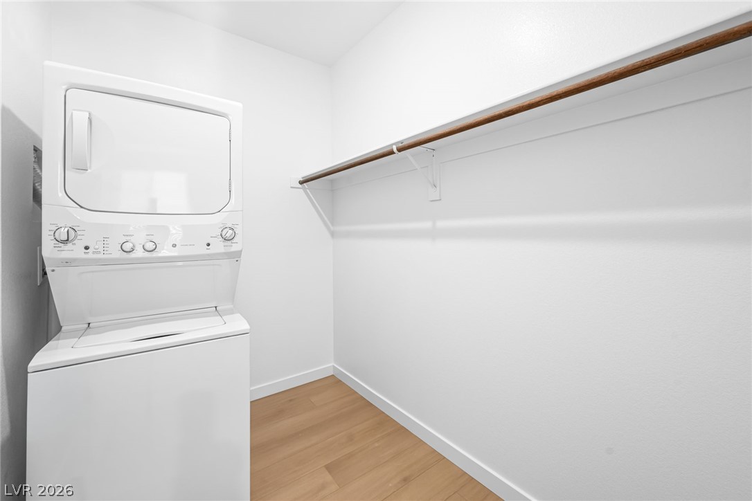 1659 Portofino Falls Place Property Photo 28