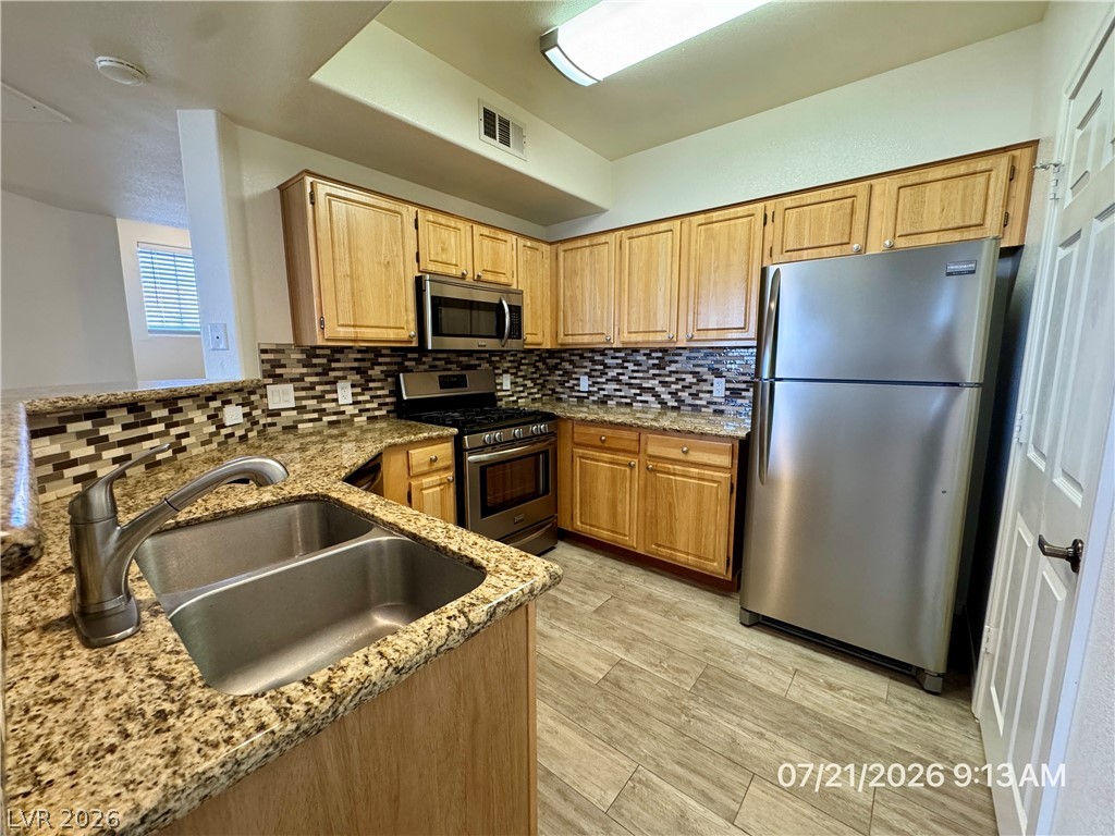5855 Valley Drive 2005 Property Photo 8