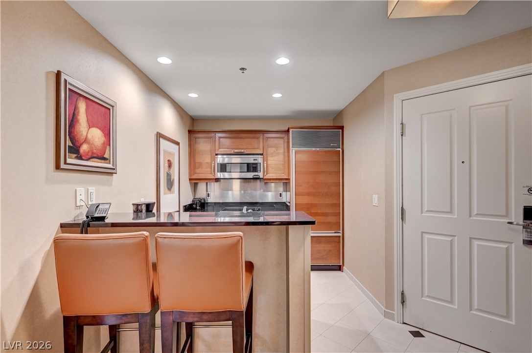 125 East Harmon Avenue 3419 & 3421 Property Photo 12