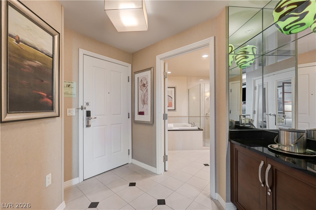 125 East Harmon Avenue 3419 & 3421 Property Photo 56