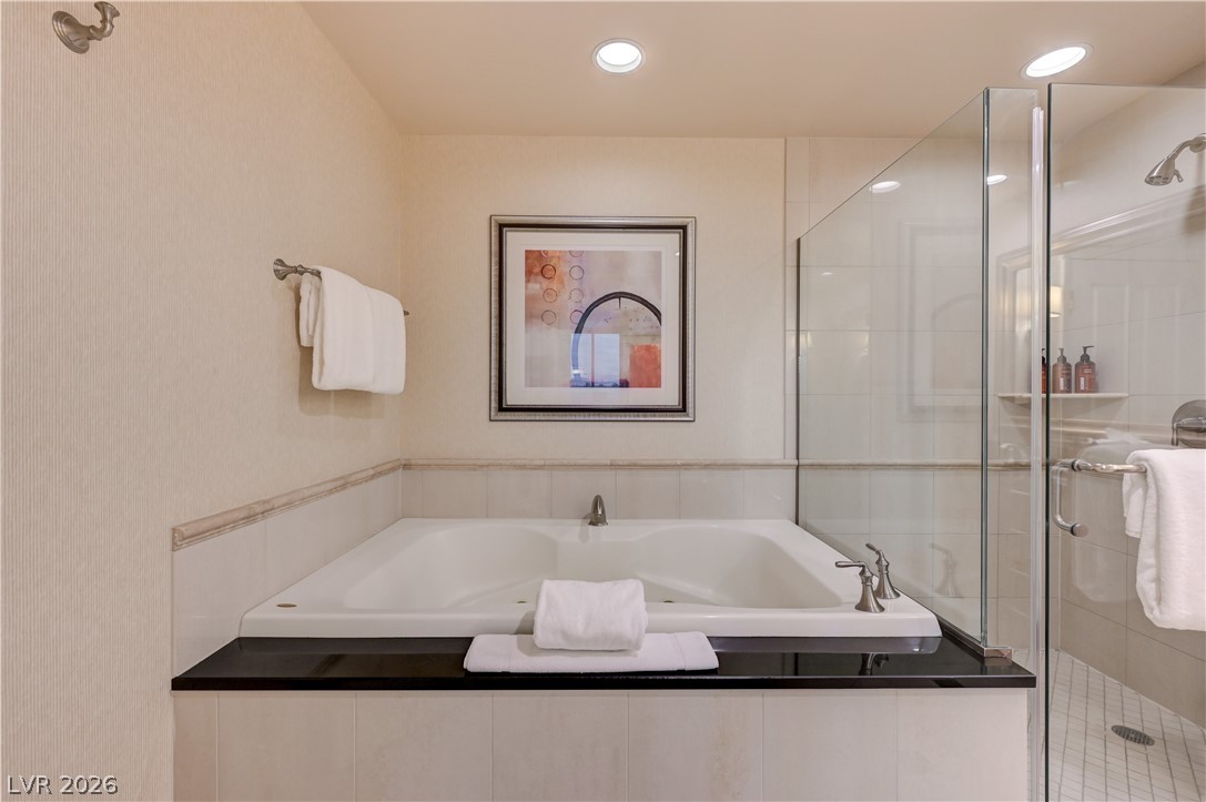 125 East Harmon Avenue 3419 & 3421 Property Photo 60