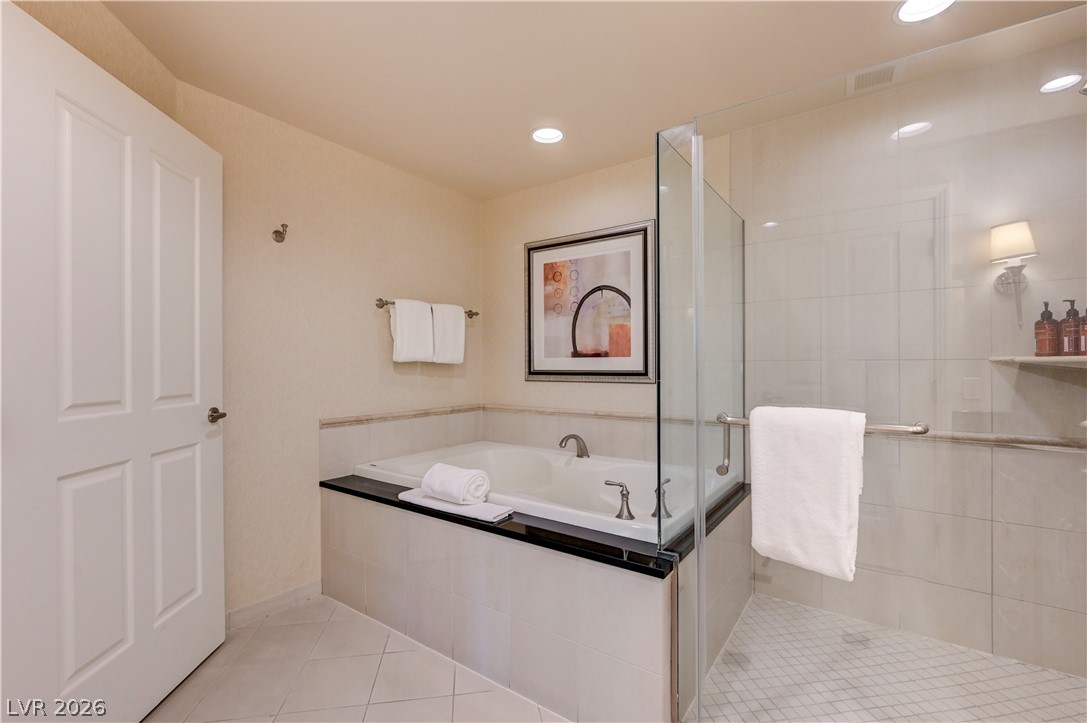 125 East Harmon Avenue 3419 & 3421 Property Photo 61