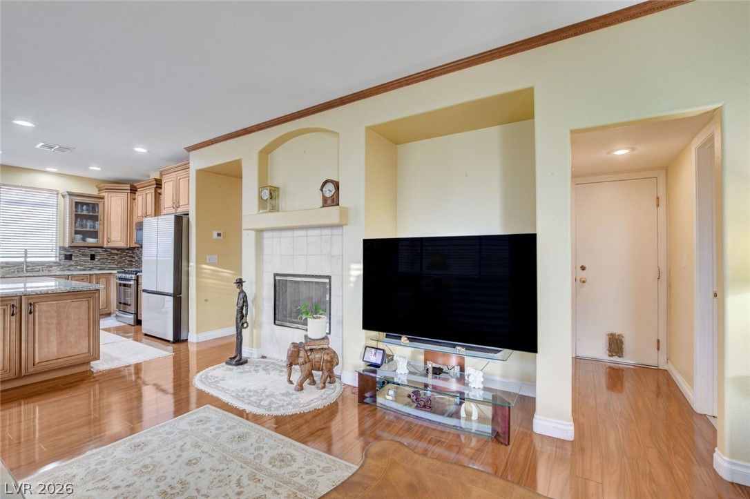 1131 Laguna Park Court Property Photo 23