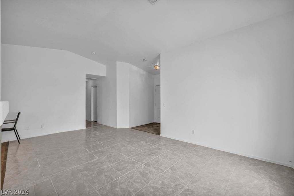 4290 Ripple River Avenue Property Photo 8
