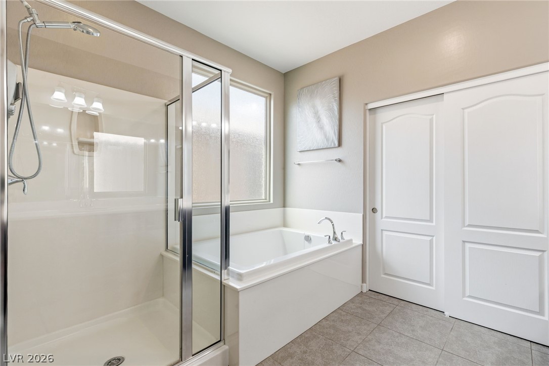 12437 Mosticone Way Property Photo 33