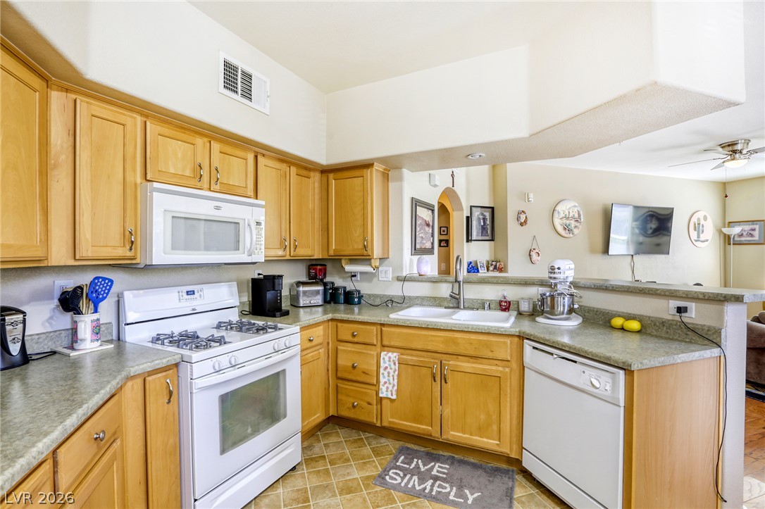 3975 North Hualapai Way 147 Property Photo 19