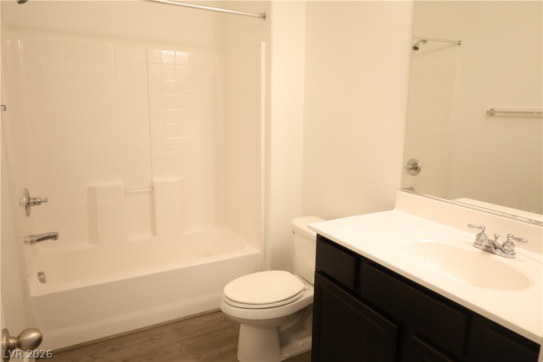 5469 Atrium Woods Lane Property Photo 15