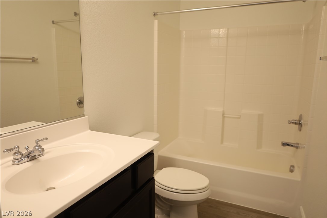 5469 Atrium Woods Lane Property Photo 22