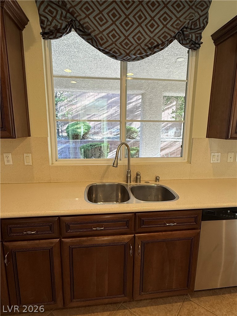 10612 Sheepshead Bay Avenue Property Photo 23