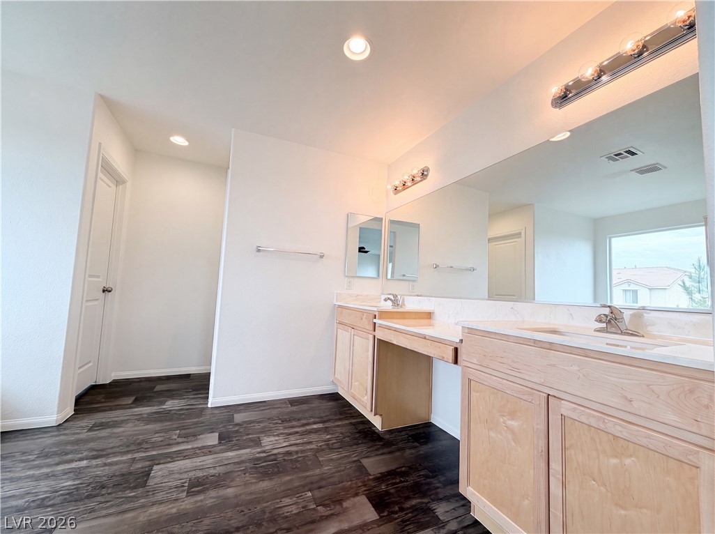 1911 Luxor Lights Avenue Property Photo 26