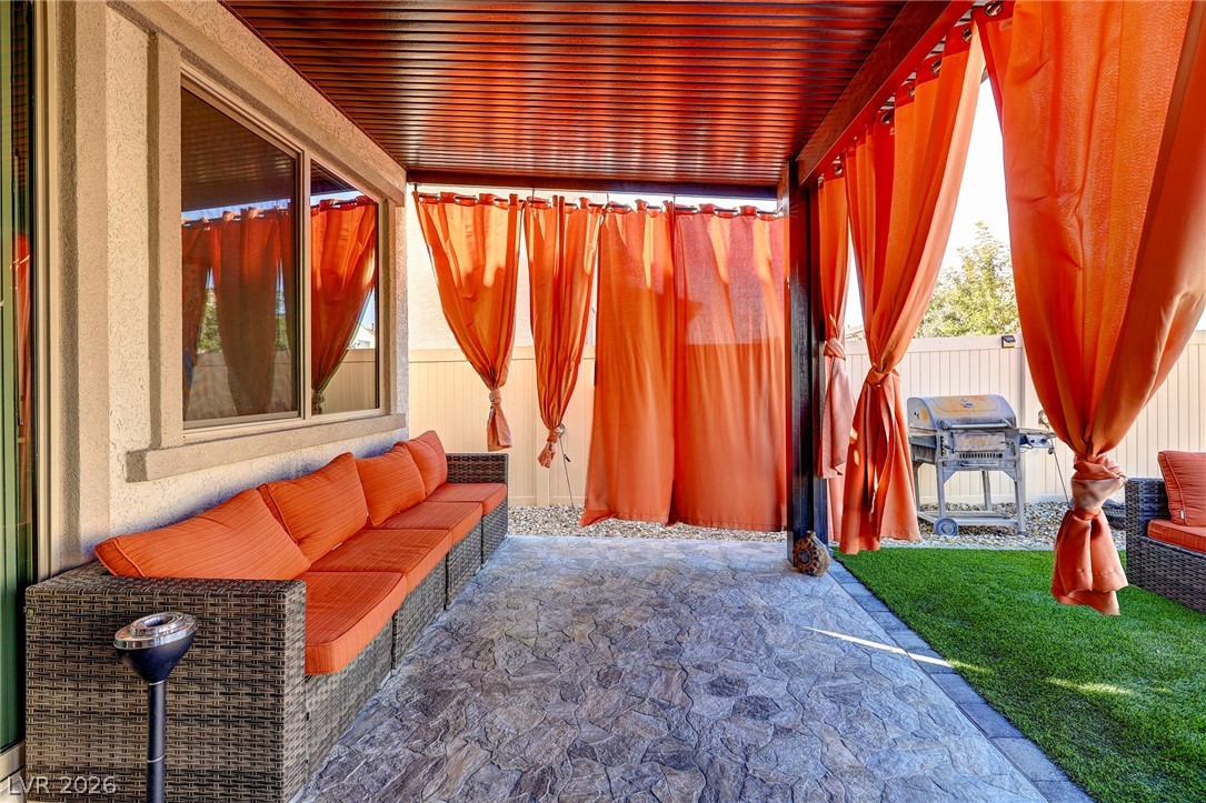 6955 Stone Cactus Property Photo 5