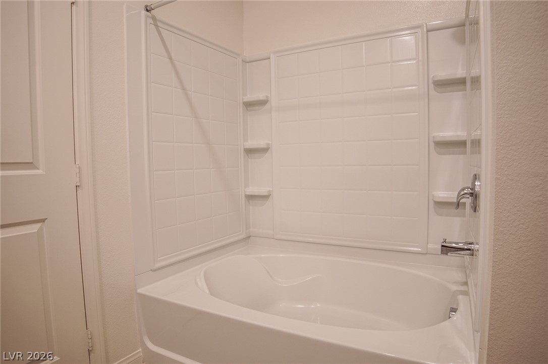 1818 Vibrant Barn Avenue Property Photo 16