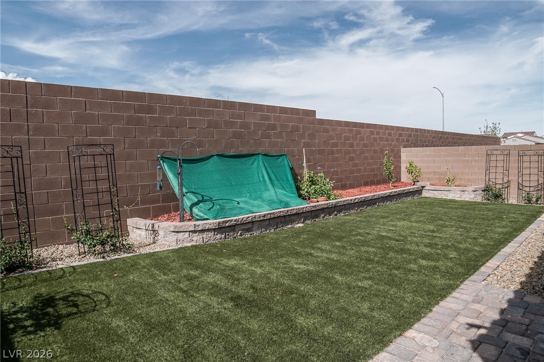 1818 Vibrant Barn Avenue Property Photo 25