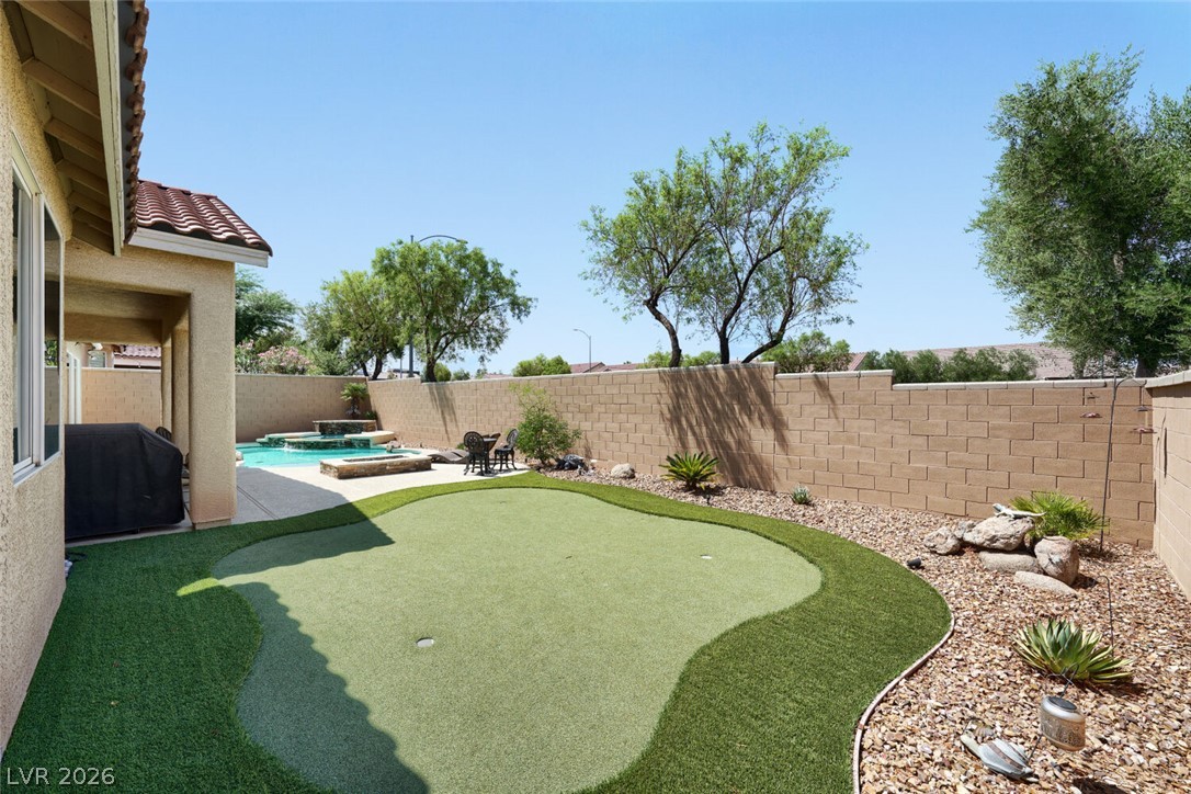 9522 Quiet Valley Avenue Property Photo 27