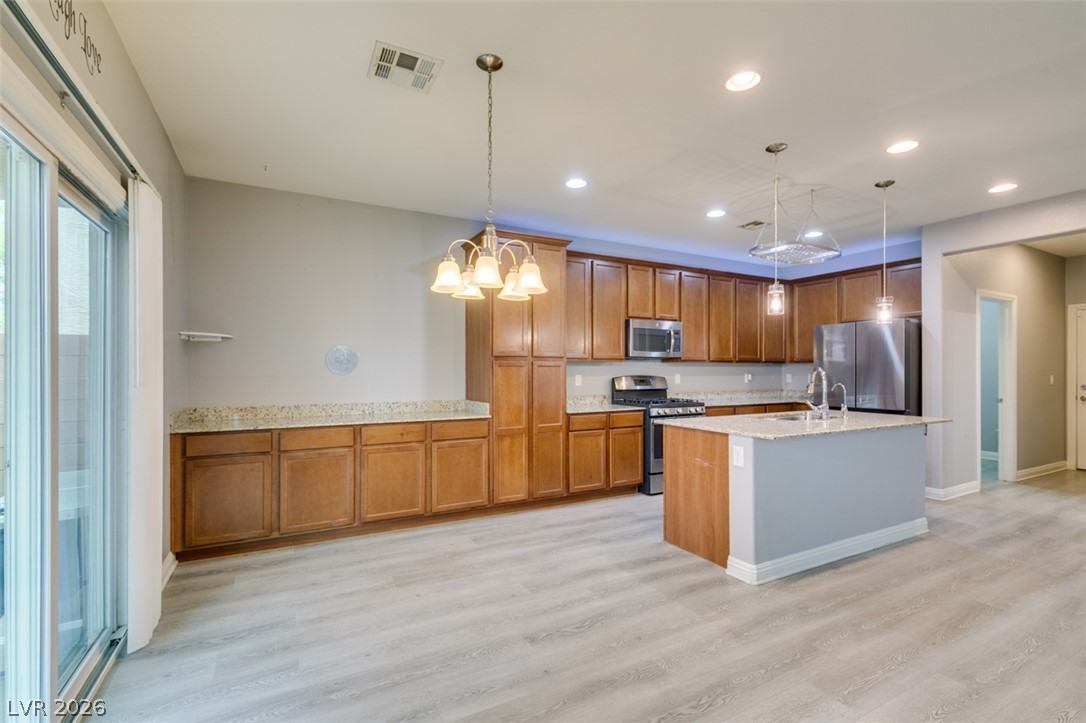 7745 Donner Peak Street Property Photo 7