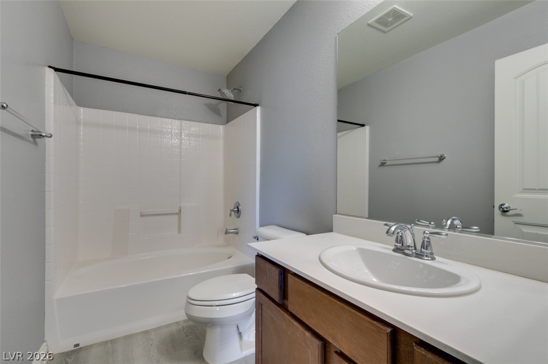 7745 Donner Peak Street Property Photo 21