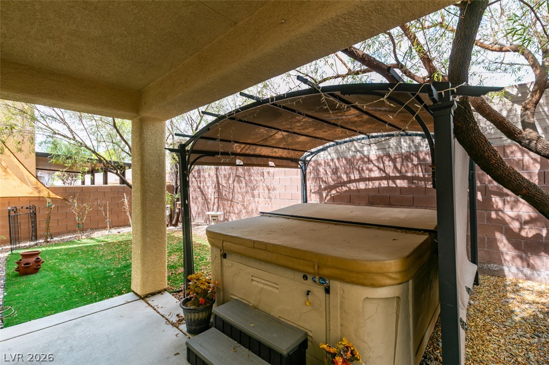 7745 Donner Peak Street Property Photo 25