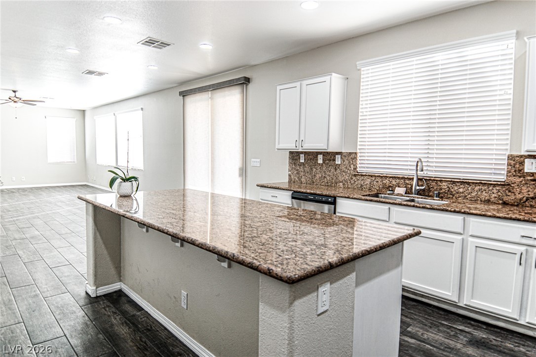 6545 Black Oaks Street Property Photo 23
