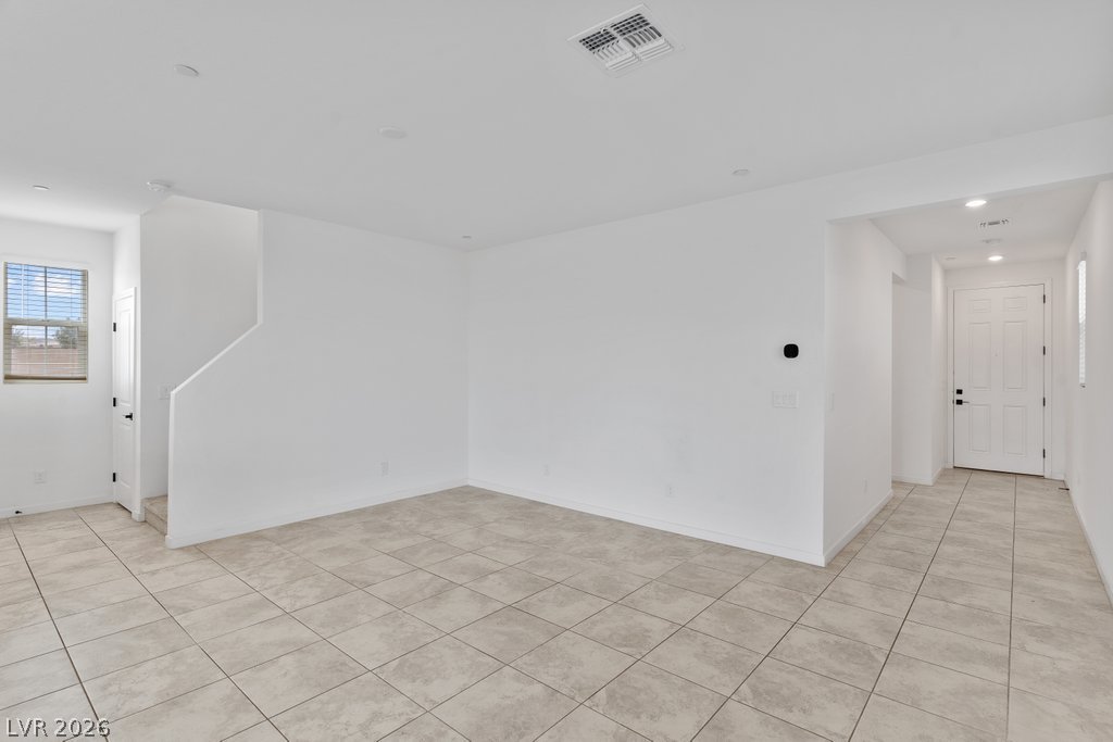 2852 Frabiele Street Property Photo 12