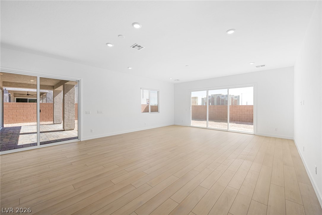 10052 Decano Ridge Street Property Photo 6