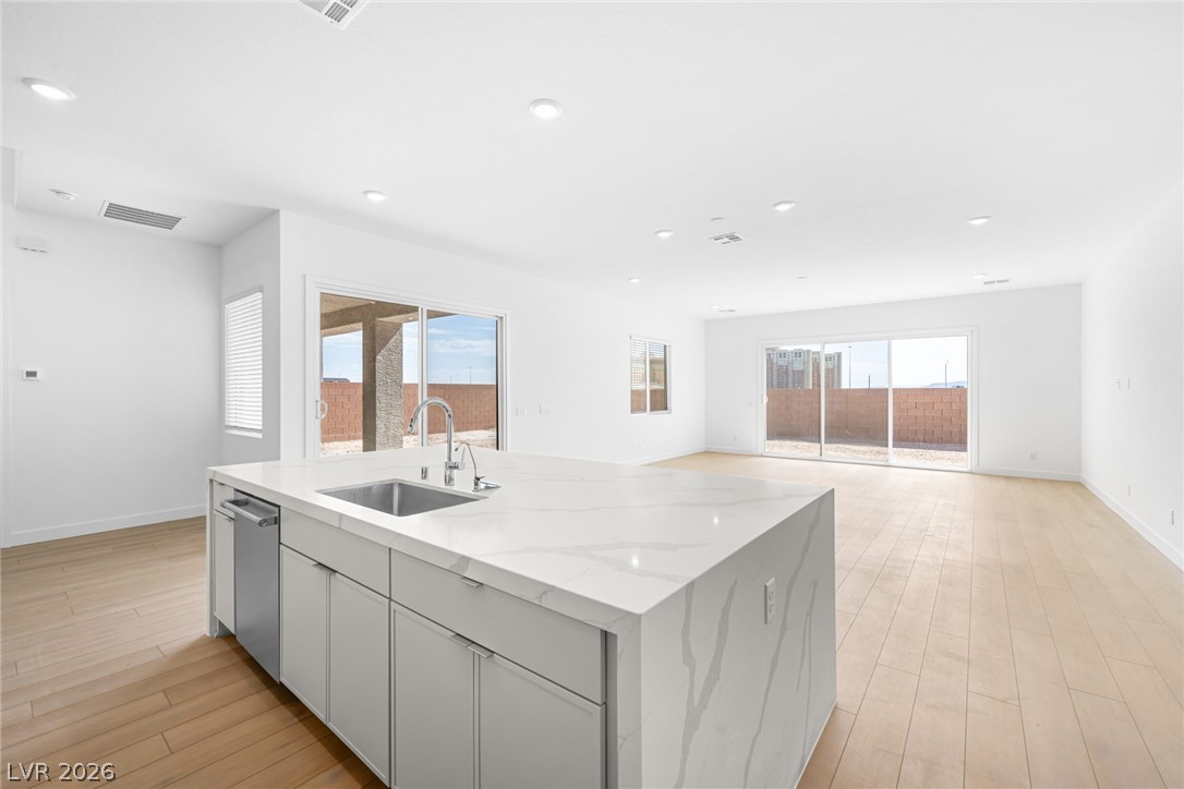 10052 Decano Ridge Street Property Photo 14
