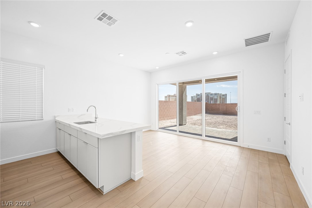 10052 Decano Ridge Street Property Photo 15