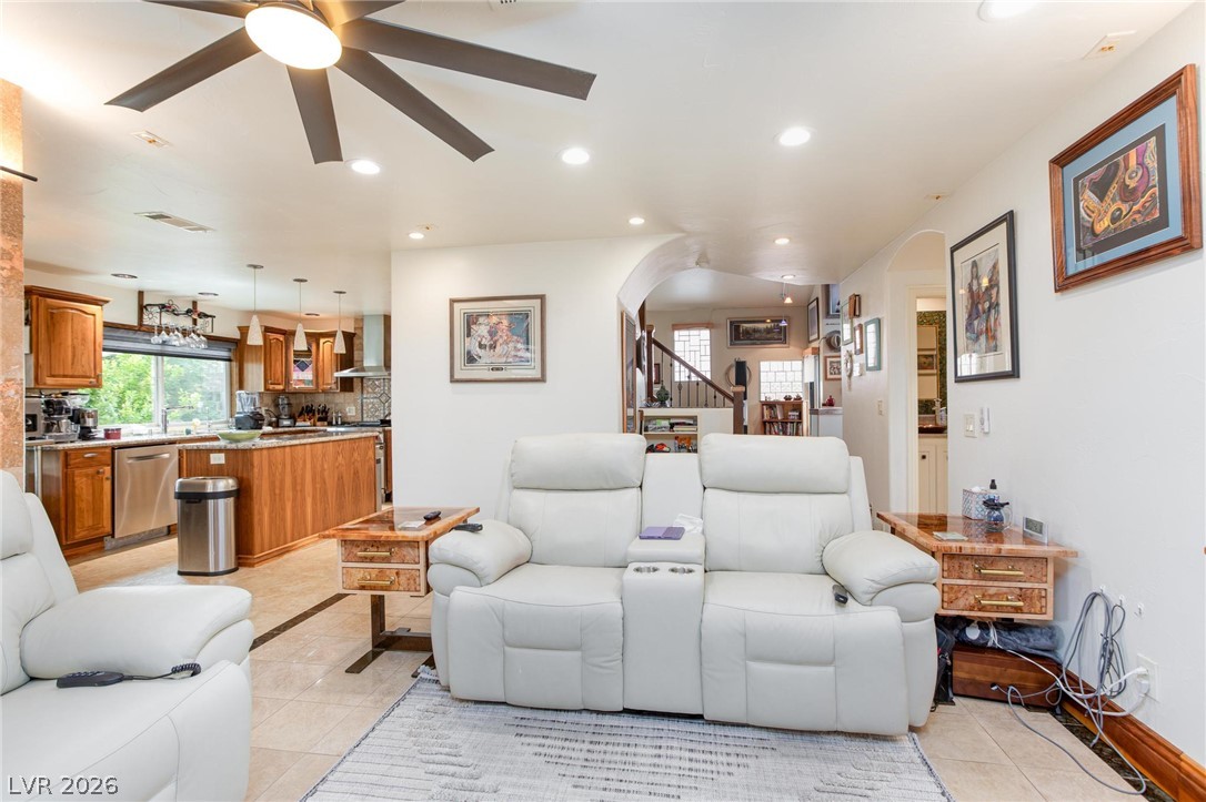 2912 Moonlight Bay Lane Property Photo 12