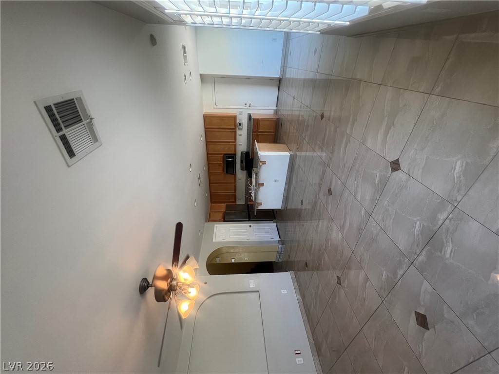 5233 Aztec Heights Street Property Photo 4