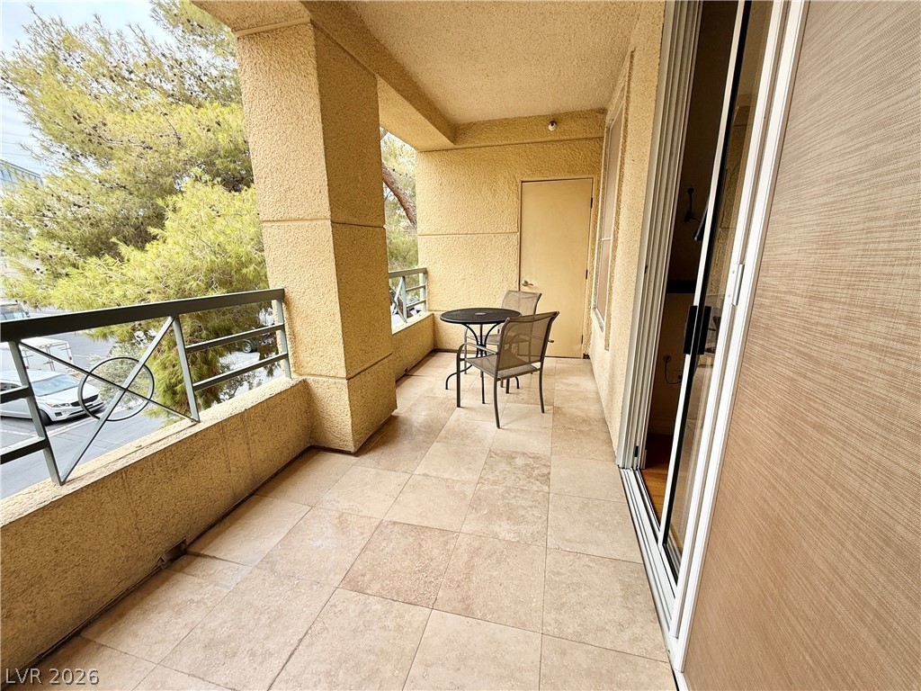 230 East Flamingo Road 210 Property Photo 13