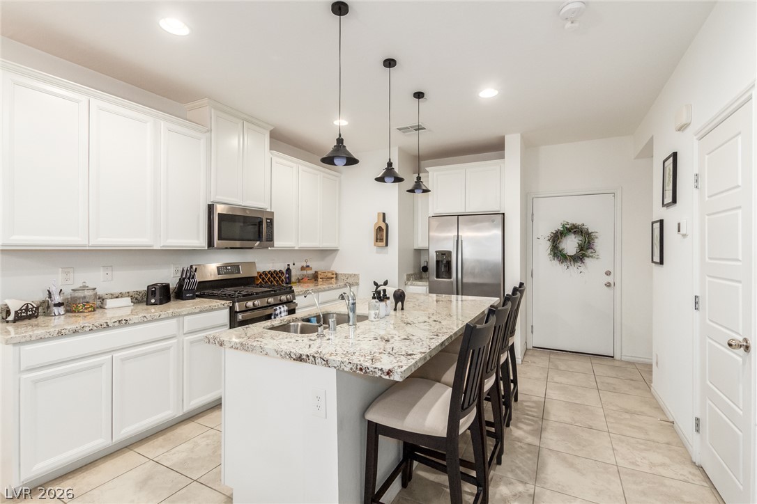 825 Star Estates Avenue Property Photo 9