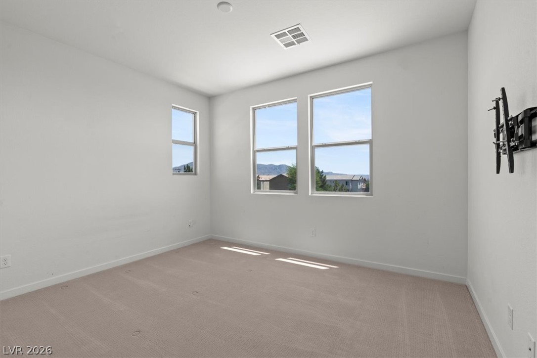 8370 Charleston Peak Street Property Photo 27