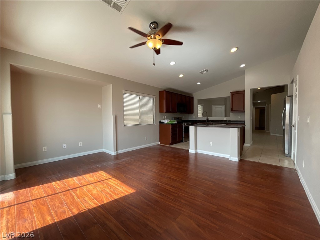 5016 Crying Heart Street Property Photo 2