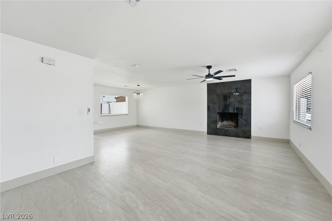 6225 Arlington Avenue Property Photo 8