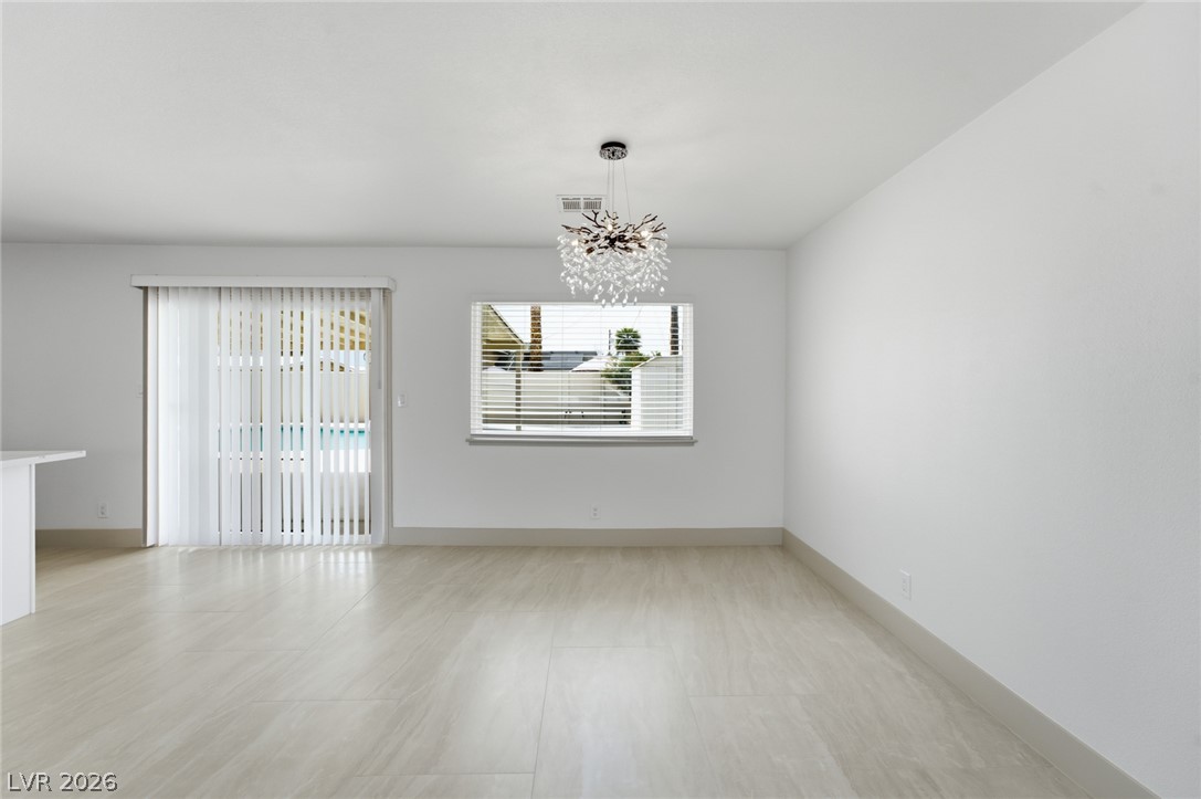 6225 Arlington Avenue Property Photo 11