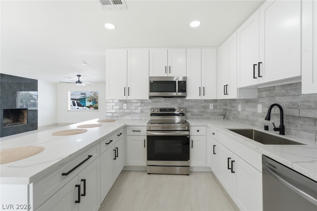 6225 Arlington Avenue Property Photo 14