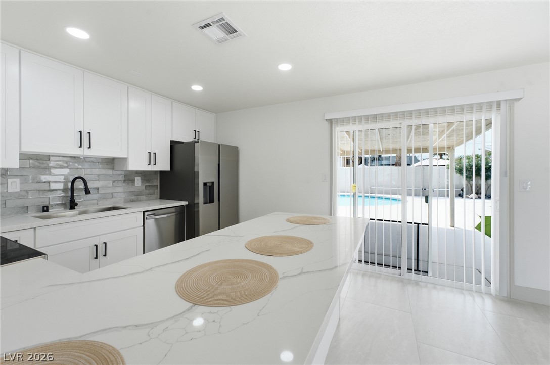 6225 Arlington Avenue Property Photo 17