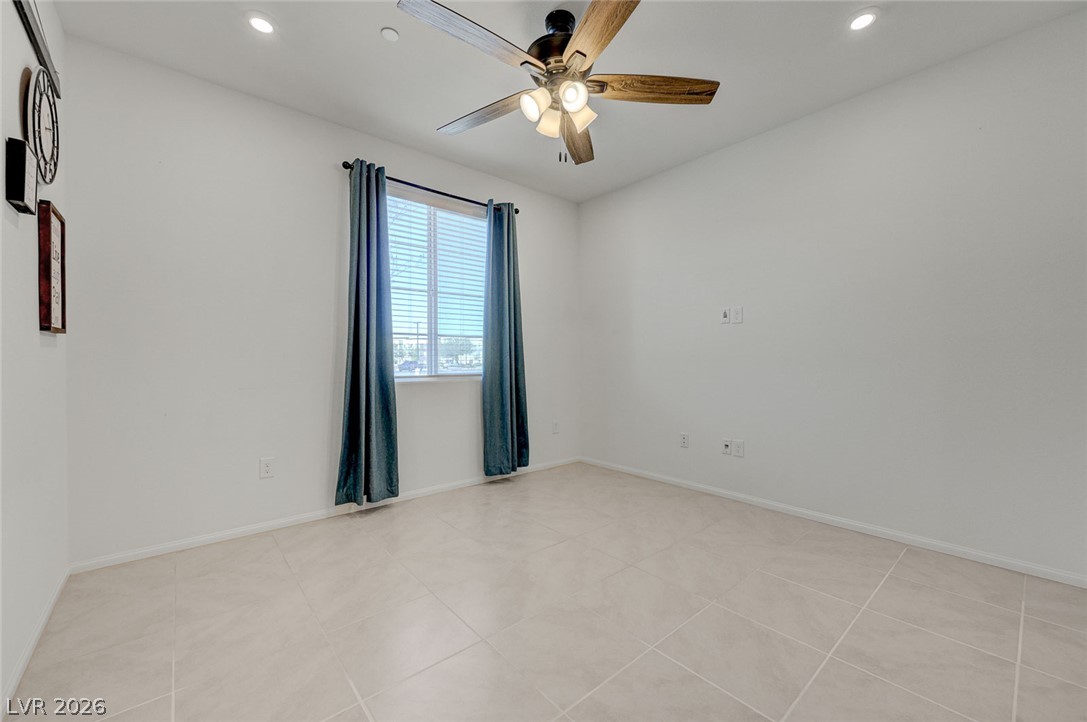 909 Kyanite Lane Property Photo 10