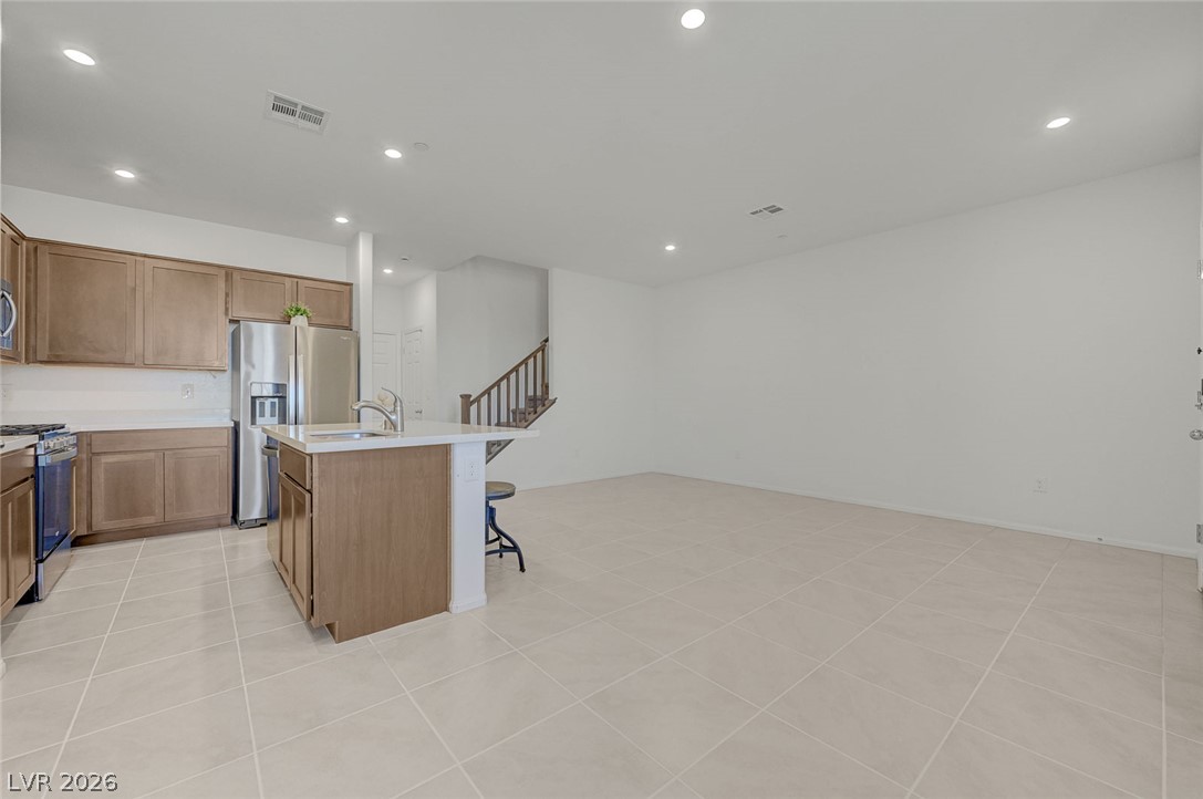 909 Kyanite Lane Property Photo 13