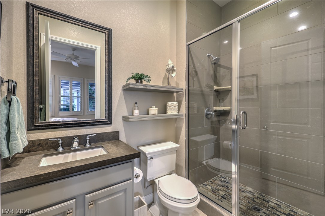 6842 Regency Crest Avenue Property Photo 37