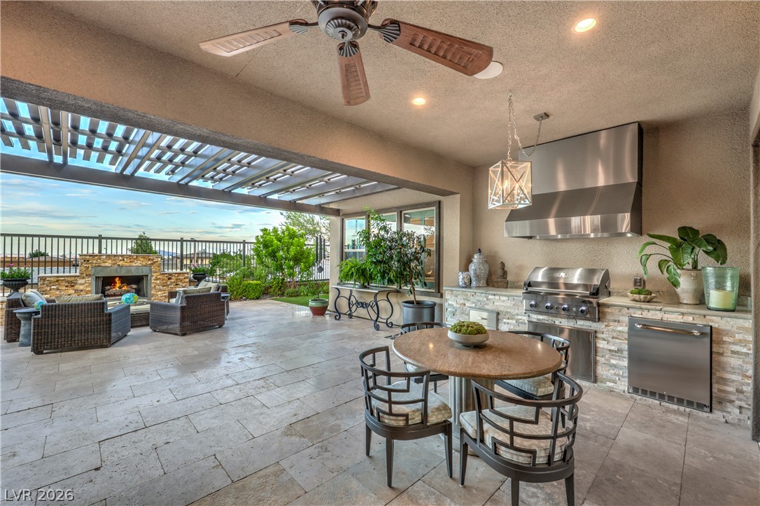 6842 Regency Crest Avenue Property Photo 39
