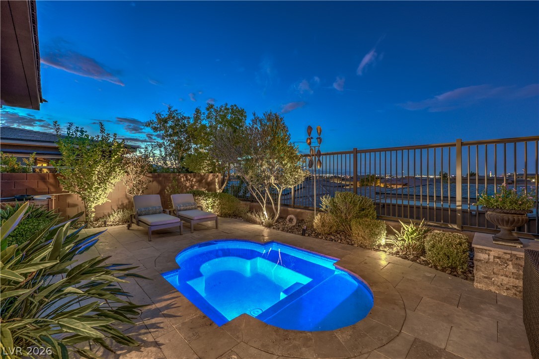 6842 Regency Crest Avenue Property Photo 49