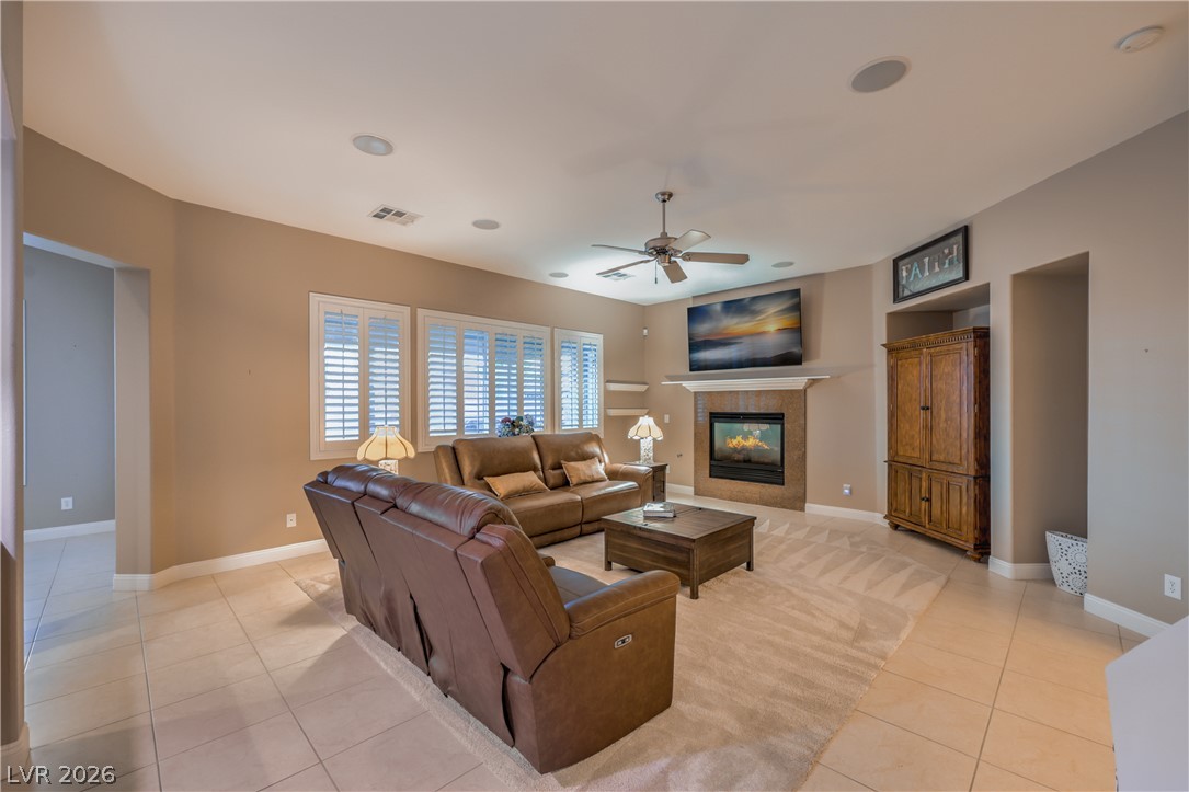 7228 Dusty Cloud Street Property Photo 11