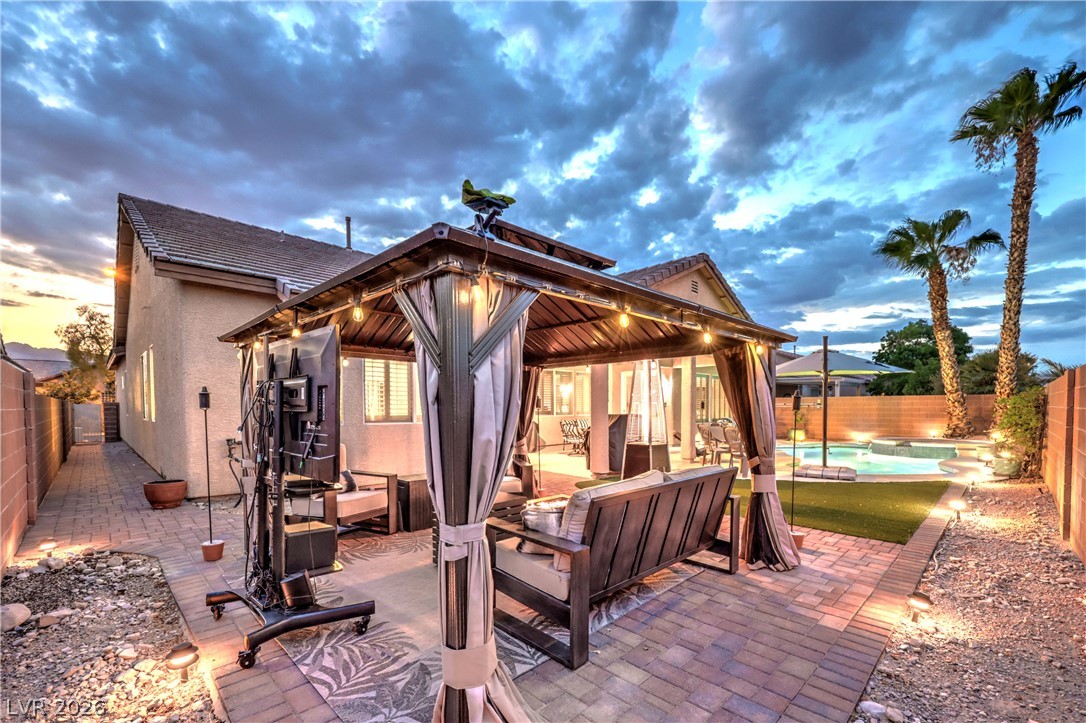 7228 Dusty Cloud Street Property Photo 50