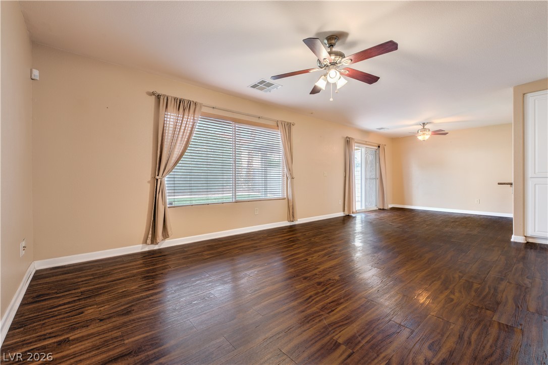 10193 Crepe Myrtle Court Property Photo 7