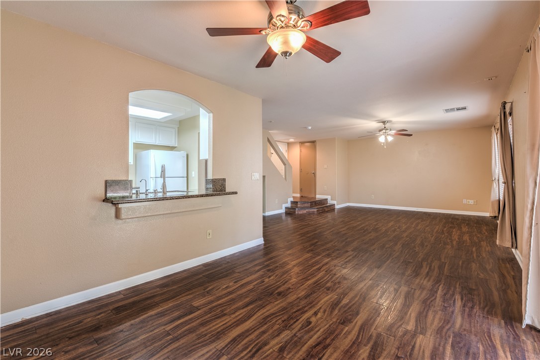10193 Crepe Myrtle Court Property Photo 12