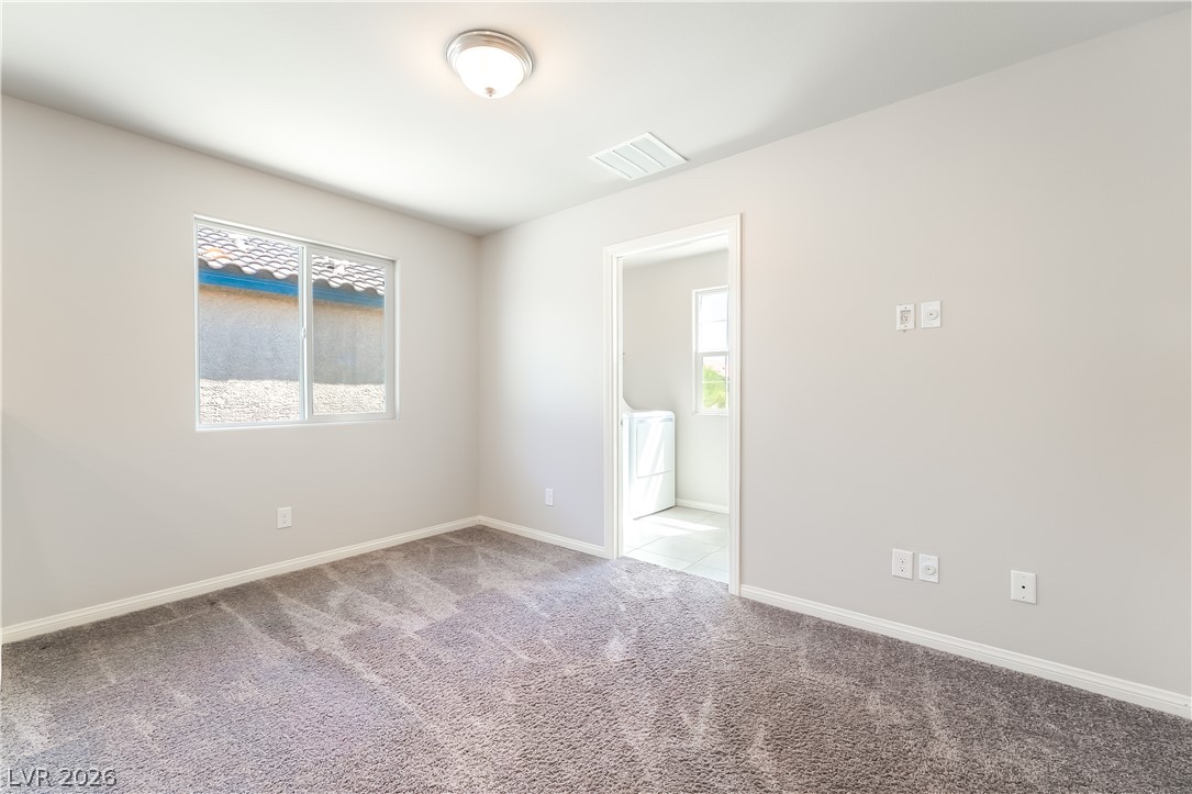 9231 South Park Street Property Photo 15