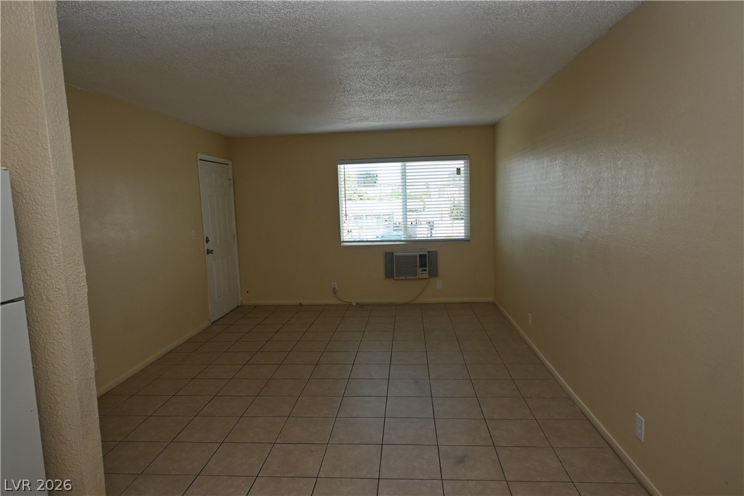 3021 East Carey Avenue 4 Property Photo 5