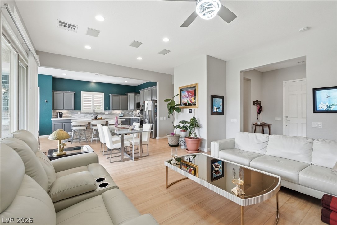 2682 Paris Amour Street Property Photo 8