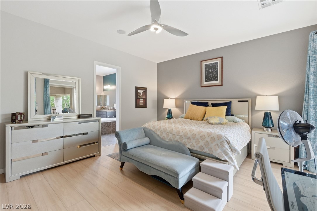 2682 Paris Amour Street Property Photo 23