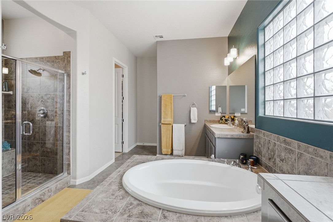 2682 Paris Amour Street Property Photo 28